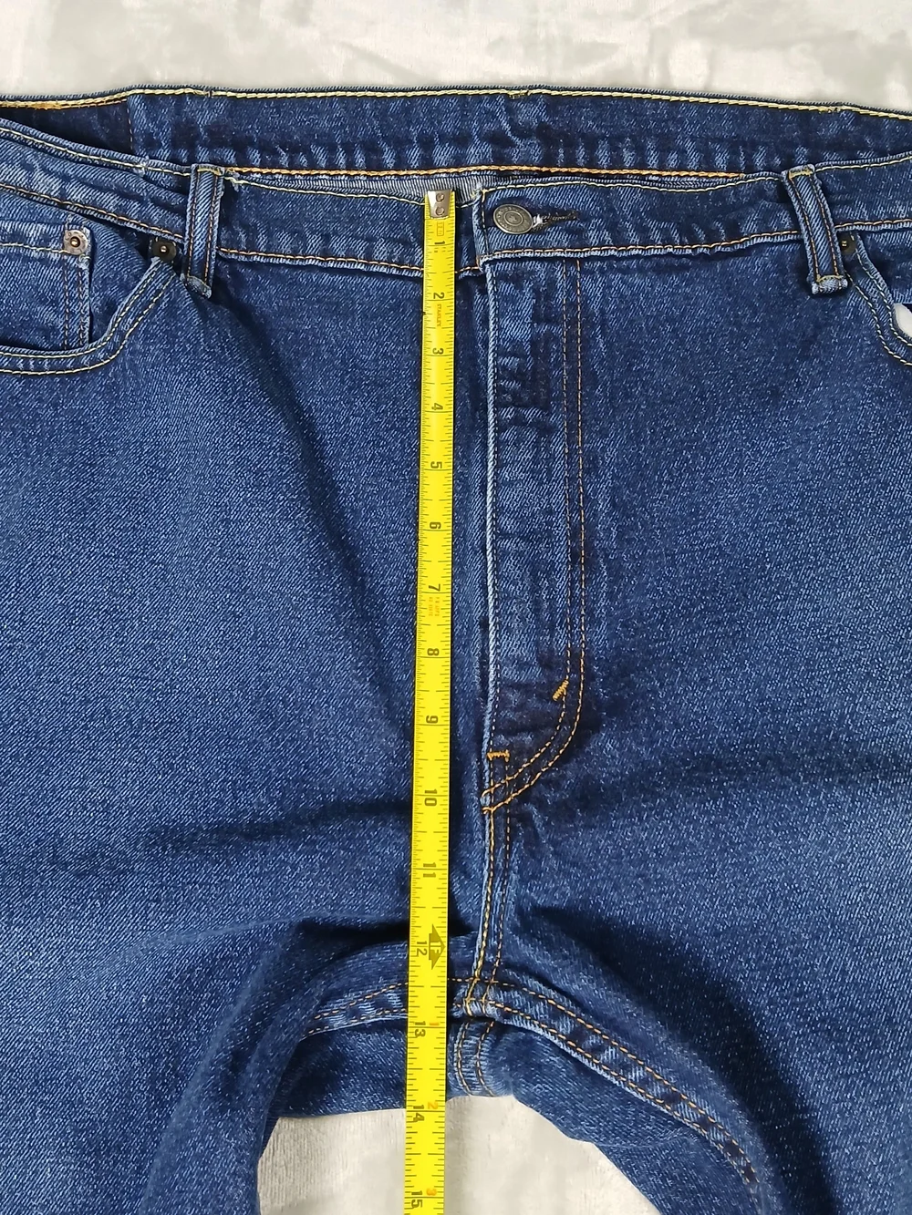 Levi's 44x32 Jeans Men's Relaxed Fit Straight Leg Dark Wash Blue Denim